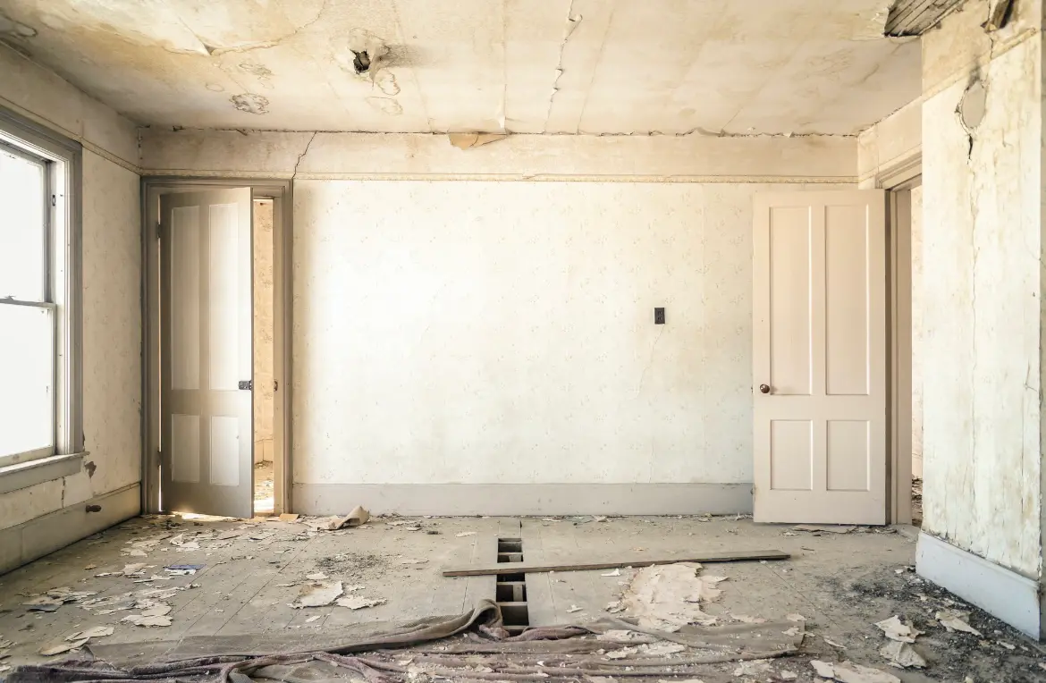 Waste disposal crew managing a cleanout project in Urbana